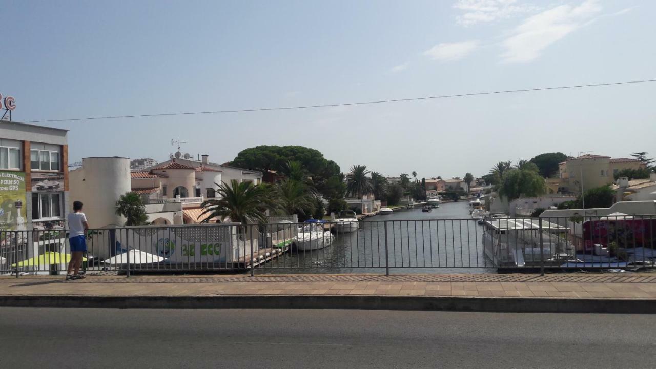 Ferienhaus Promenade Terrace Empuriabrava